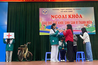 <a href="/hoat-dong/hoat-dong-ngoai-khoa" title="Hoạt động ngoại khóa" rel="dofollow">Hoạt động ngoại khóa</a>